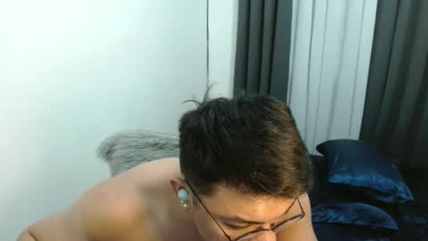 love_hottieh online show from October 11, 2:00 am