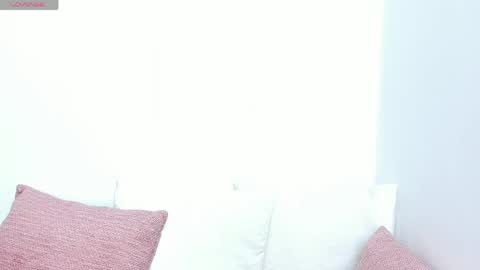 Snapshot of love_kris chatting on May 30, 6:16 pm Kristen LoveBerry online show from May 30, 6:16 pm