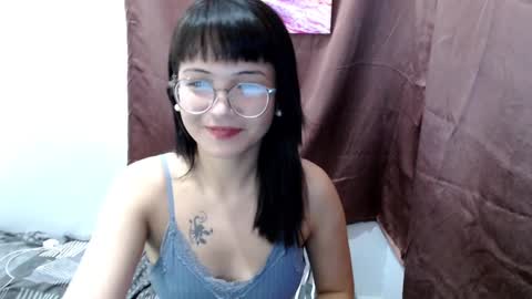 Snapshot of love_pinay66 chatting on February 25, 1:06 pm love_pinay66 online show from February 25, 1:06 pm