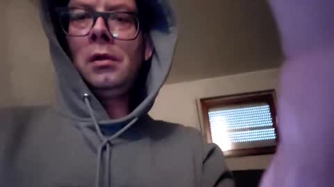 LovePorn online show from April 3, 4:38 pm