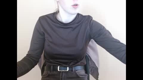 Vivian online show from April 15, 11:06 am