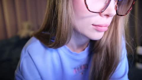 love you to123 online show from February 24, 6:26 pm