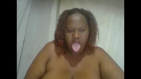 Lynn online show from October 30, 1:51 am