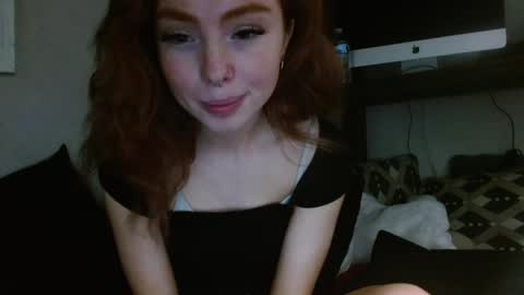 Snapshot of lovecalixo chatting on February 13, 6:30 am Cali Love online show from February 13, 6:30 am