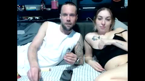 lovecoupleqc online show from February 21, 8:48 am