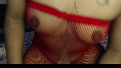 Snapshot of lovecreyzyshowcam chatting on February 7, 10:20 pm Frank and Nathy online show from February 7, 10:20 pm