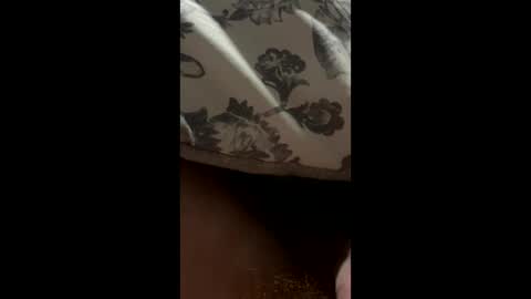 Snapshot of lovedickbi chatting on February 25, 6:14 am lovedickbi online show from February 25, 6:14 am