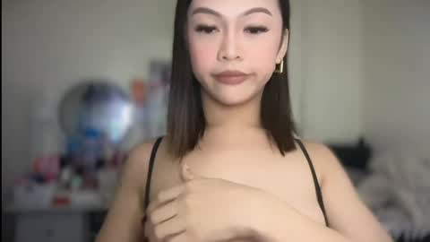 Gelly online show from May 14, 10:11 am