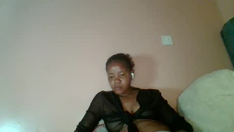 Snapshot of lovegal335 chatting on March 28, 6:51 pm lovegal335 online show from March 28, 6:51 pm