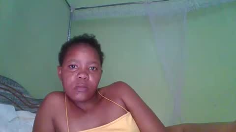 Snapshot of lovegal335 chatting on March 30, 8:04 am lovegal335 online show from March 30, 8:04 am