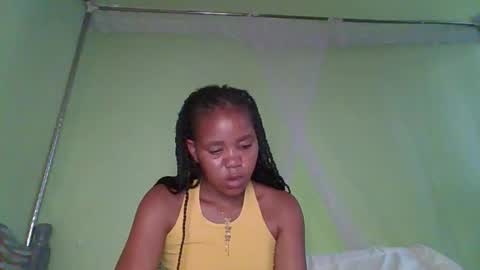 Snapshot of lovegal335 chatting on April 11, 7:45 am lovegal335 online show from April 11, 7:45 am