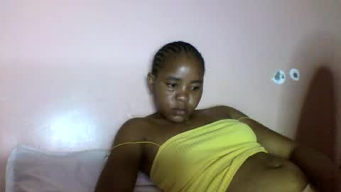 Snapshot of lovegal335 chatting on July 9, 8:46 pm lovegal335 online show from July 9, 8:46 pm