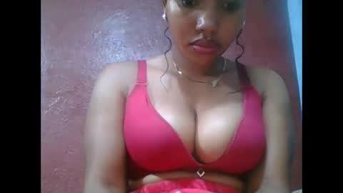 loveinlife750427 online show from January 19, 5:11 am