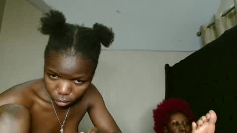 Snapshot of lovelent_shaz chatting on March 6, 3:47 am Shaz online show from March 6, 3:47 am