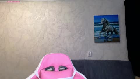 Molly online show from February 27, 9:09 am