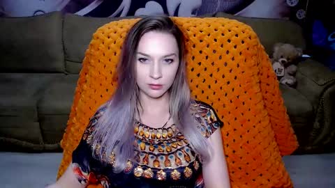 Snapshot of lovellymalina chatting on December 11, 5:26 pm private open online show from December 11, 5:26 pm
