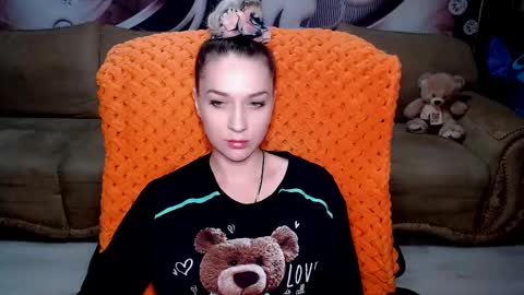 Snapshot of lovellymalina chatting on February 23, 2:25 pm private open online show from February 23, 2:25 pm