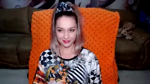 Snapshot of lovellymalina chatting on March 2, 2:43 pm private open online show from March 2, 2:43 pm