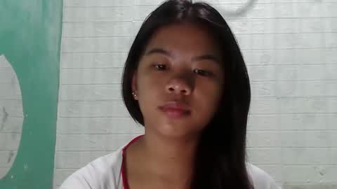 lovellypussy4u online show from February 20, 7:32 am