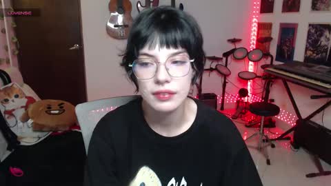 Snapshot of lovely_cass chatting on October 6, 11:02 pm Cassie online show from October 6, 11:02 pm