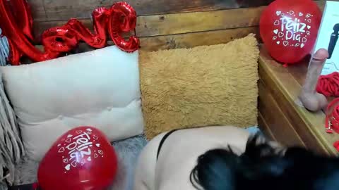 Snapshot of lovely_chloe19 chatting on February 14, 3:58 pm Chloe online show from February 14, 3:58 pm