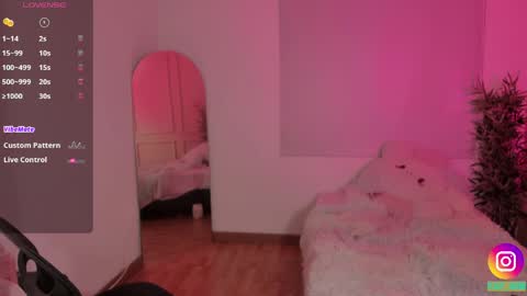 Emma online show from April 2, 1:42 pm