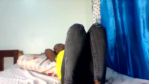 Snapshot of lovely_goodness chatting on December 30, 5:04 am enid online show from December 30, 5:04 am