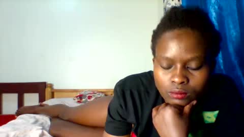 Snapshot of lovely_goodness chatting on January 1, 8:45 am enid online show from January 1, 8:45 am