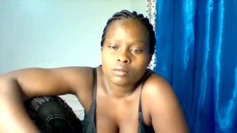 Snapshot of lovely_goodness chatting on January 7, 11:48 am enid online show from January 7, 11:48 am