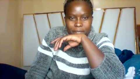 Snapshot of lovely_goodness chatting on February 18, 4:58 pm enid online show from February 18, 4:58 pm