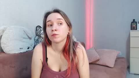 Lovely Hayley online show from March 6, 7:32 pm