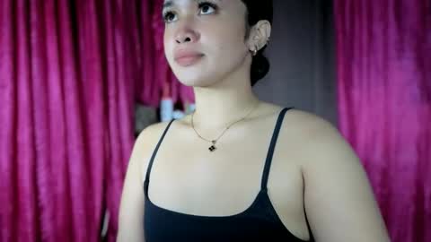 Snapshot of lovely_kurtny04 chatting on March 23, 8:35 pm LOVE online show from March 23, 8:35 pm