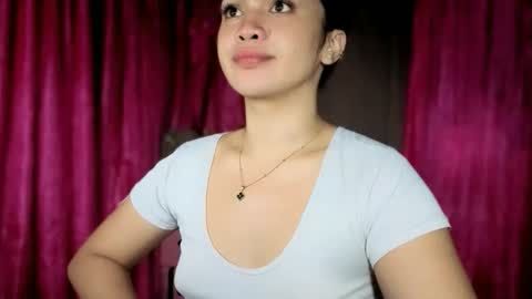 Snapshot of lovely_kurtny04 chatting on March 29, 1:05 am LOVE online show from March 29, 1:05 am