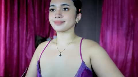 Snapshot of lovely_kurtny04 chatting on April 4, 3:16 am LOVE online show from April 4, 3:16 am