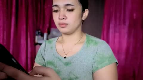 Snapshot of lovely_kurtny04 chatting on April 12, 1:54 am LOVE online show from April 12, 1:54 am