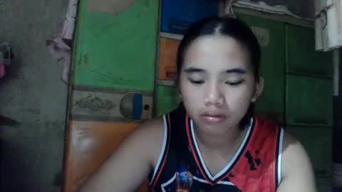 Snapshot of lovely_marie572336 chatting on March 10, 1:16 pm lovely_marie572336 online show from March 10, 1:16 pm
