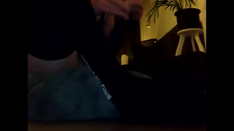 Snapshot of lovely_me165244 chatting on December 24, 5:23 pm mooie man online show from December 24, 5:23 pm