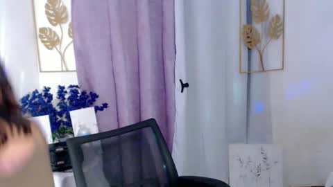 KATE online show from April 8, 4:29 pm