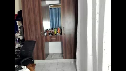 Snapshot of lovely_princes1 chatting on May 4, 4:36 pm I am witty online show from May 4, 4:36 pm