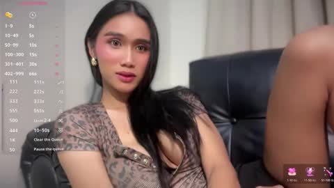 Snapshot of lovely_shan69 chatting on April 8, 6:19 pm lovely_shan69 online show from April 8, 6:19 pm