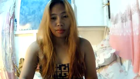 Snapshot of lovely_shei chatting on March 25, 12:22 pm lovely online show from March 25, 12:22 pm