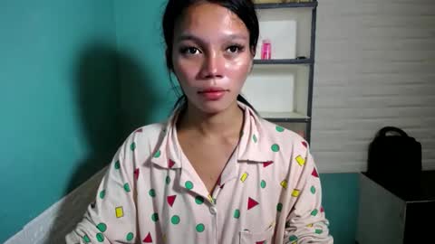 Thea  online show from January 18, 1:48 pm