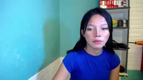 Thea  online show from May 22, 7:30 pm