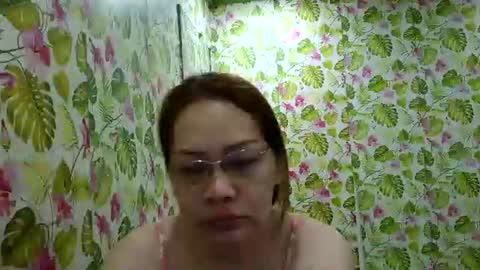 Snapshot of lovelyasiancutie chatting on April 9, 9:20 pm lovelyasiancutie online show from April 9, 9:20 pm
