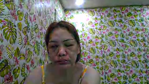 Snapshot of lovelyasiancutie chatting on April 14, 9:21 pm lovelyasiancutie online show from April 14, 9:21 pm