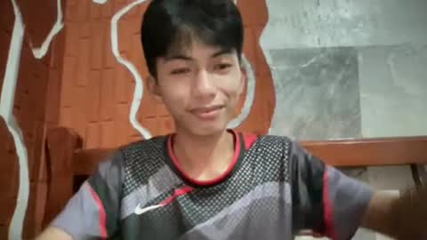 Snapshot of lovelyboy_jm chatting on April 28, 5:12 am lovelyboy_jm online show from April 28, 5:12 am