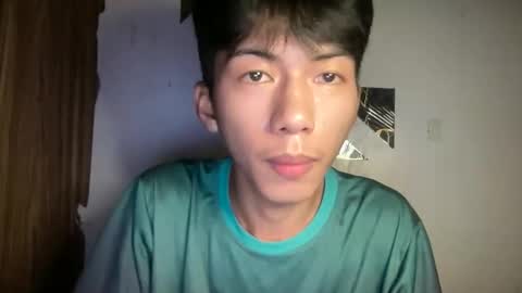 Snapshot of lovelyboy_jm chatting on May 8, 1:44 am lovelyboy_jm online show from May 8, 1:44 am