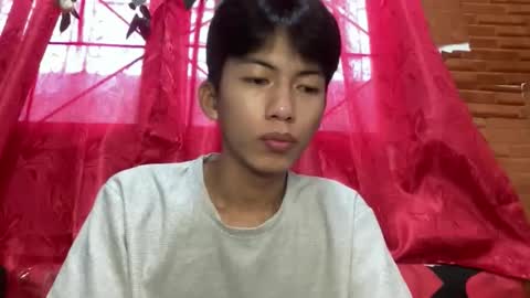 Snapshot of lovelyboy_jm chatting on May 11, 12:05 am lovelyboy_jm online show from May 11, 12:05 am