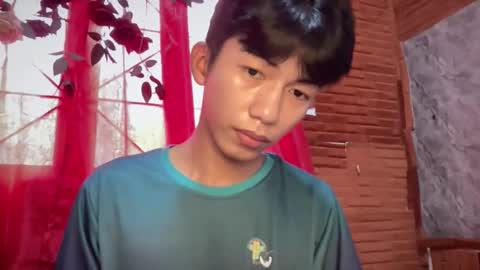 Snapshot of lovelyboy_jm chatting on May 16, 12:18 am lovelyboy_jm online show from May 16, 12:18 am