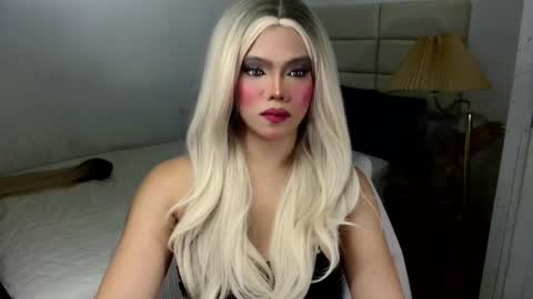 Snapshot of lovelycarel_777 chatting on November 9, 8:45 am LOVELY CAREL 777 online show from November 9, 8:45 am